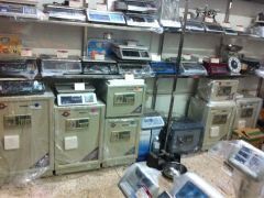 上海電子秤、保險(xiǎn)柜、點(diǎn)鈔機(jī)專賣指南 地址、電話、價(jià)格與營業(yè)時(shí)間全解析